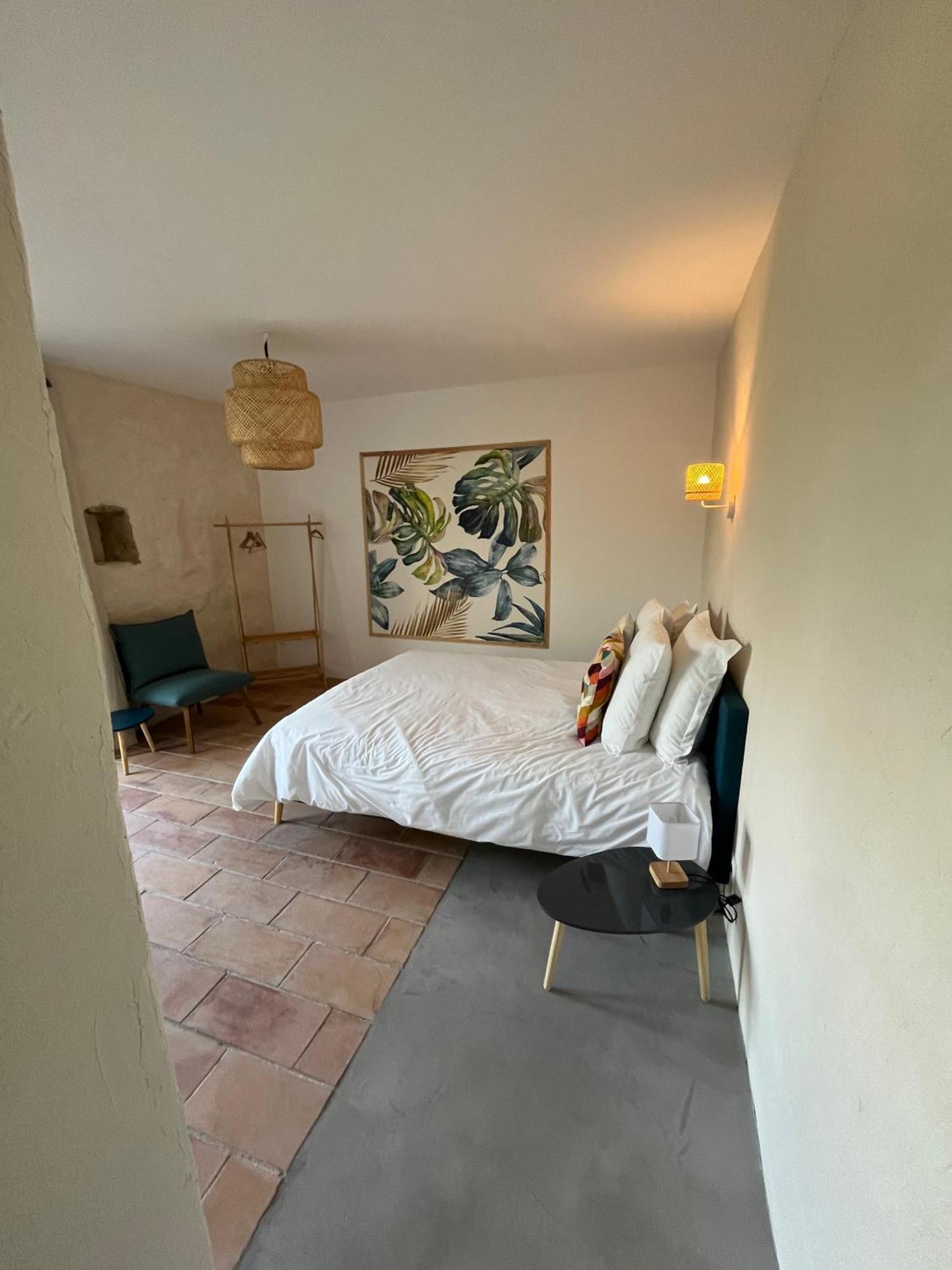 Le Nomade En Provence Bed & Breakfast Bouchet  Exterior photo