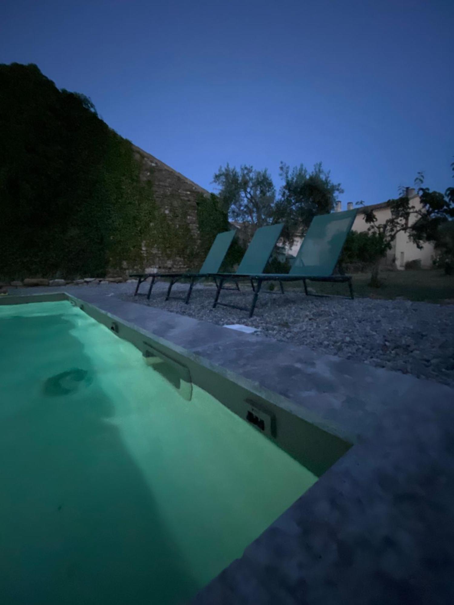 Le Nomade En Provence Bed & Breakfast Bouchet  Exterior photo